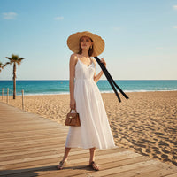 Chapeau de Paille Femme – Bord Large Ondulé avec Cordons