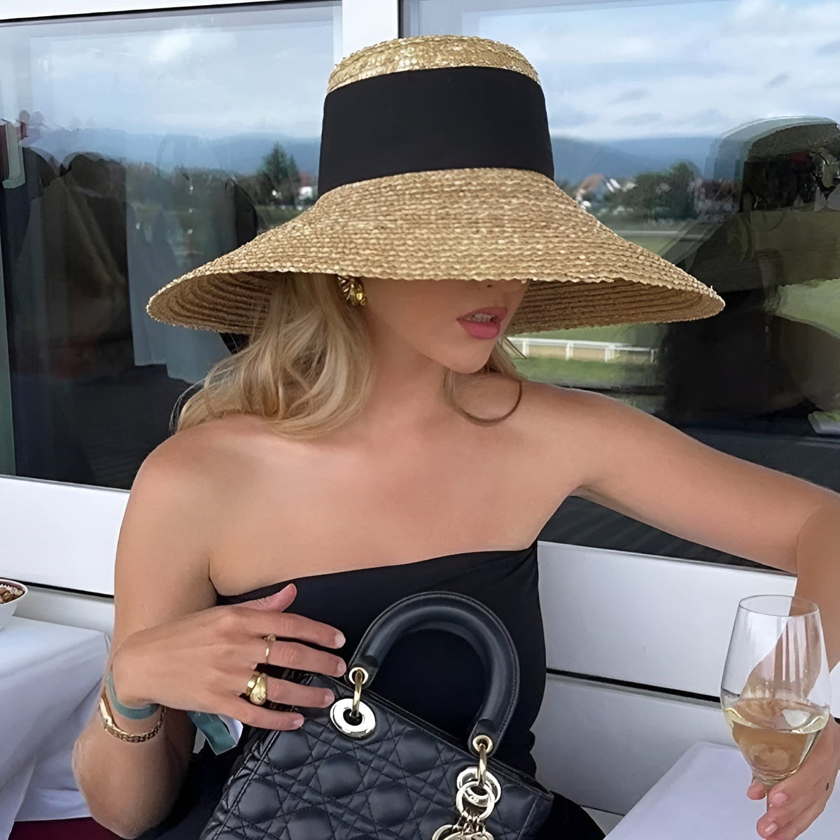 Chapeau de Paille – GrandLarge Élégance