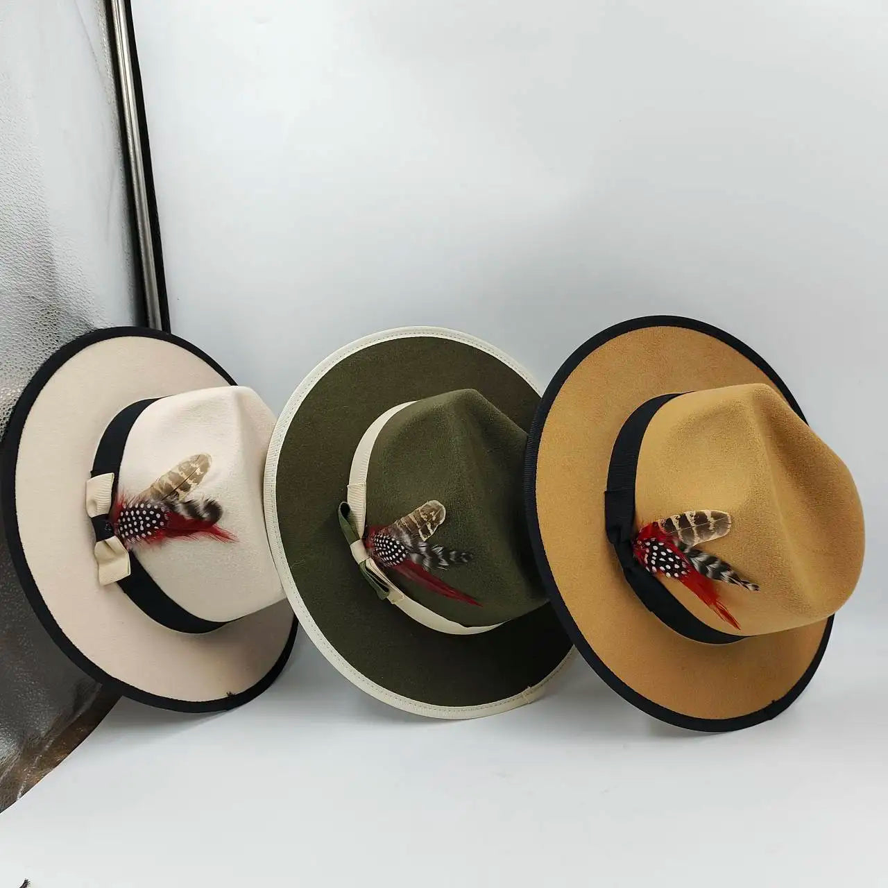 Chapeau Fedora Coton – Plume Décorative