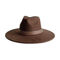 Chapeau Fedora Effet Suédine – Bandeau Motif Graphique