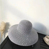 Chapeau de Paille Large – Motif Tressé Original